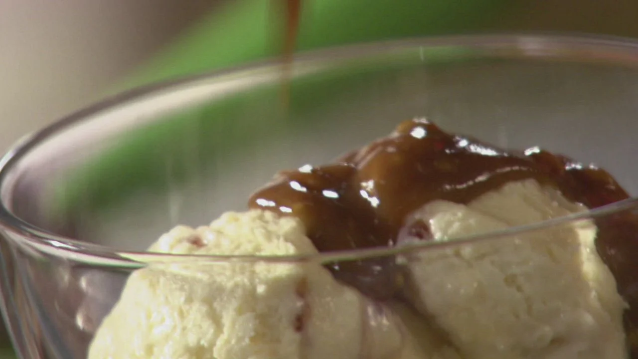Dreamy PB and J Sundae