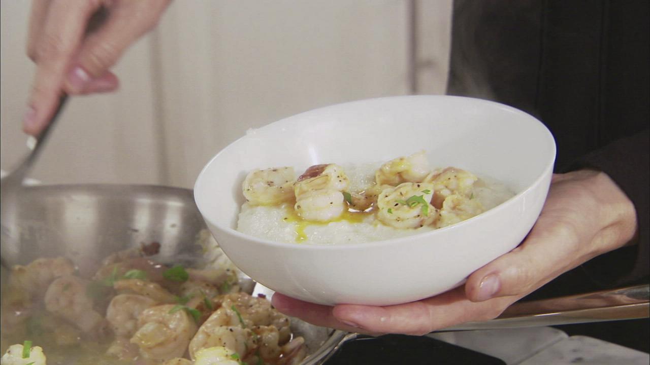 Sandra Lee Makes the Greatest Shrimp and Grits Ever