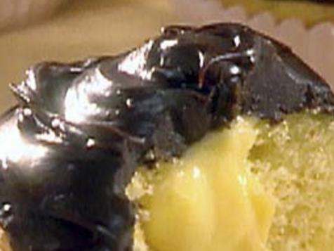 Filled Boston Creme Cupcakes
