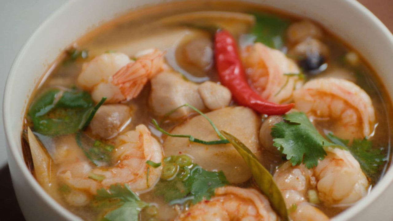 Quick Tom Yum–Style Shrimp Soup