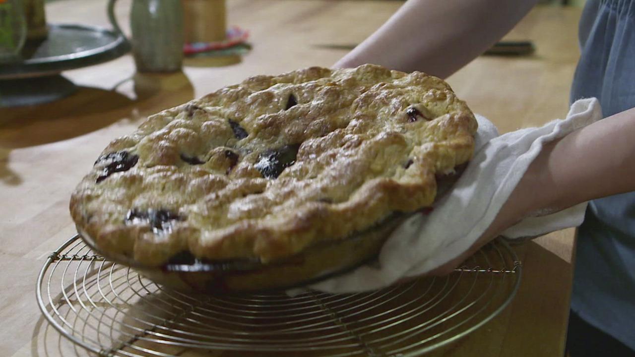 Grandma's Blueberry Lemon Pie