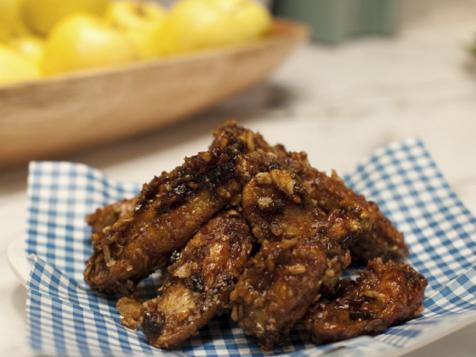 BBQ Sticky Onion Crunch Wings