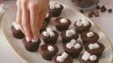 Mini Hot Cocoa Cookie Cups