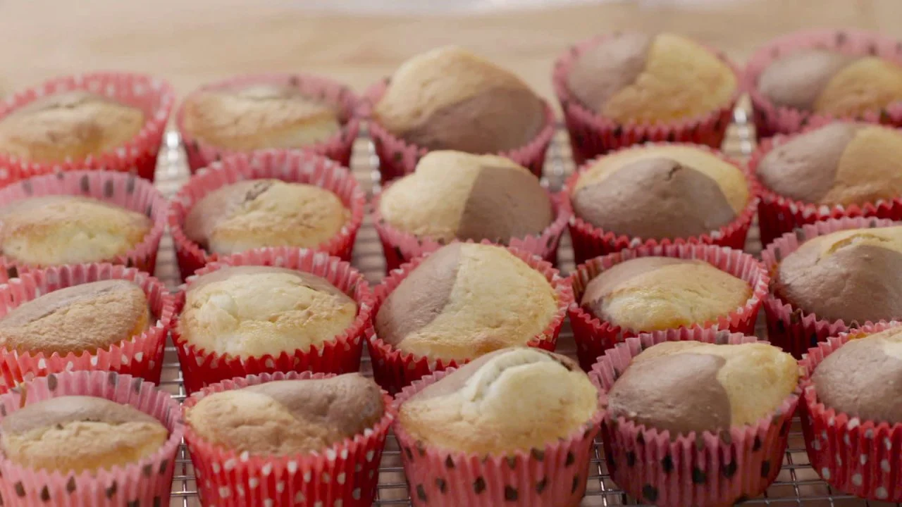 Black and White Cupcakes