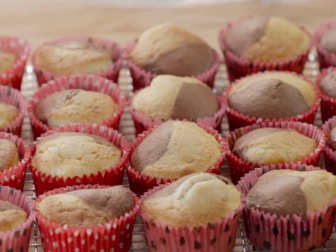 Black and White Cupcakes