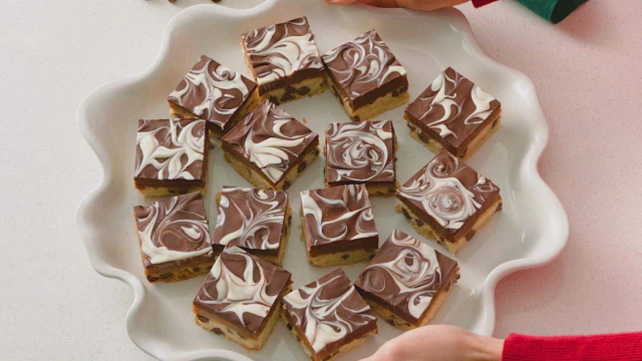 Swirly Shortbread Chocolate Chip Cookie Bars
