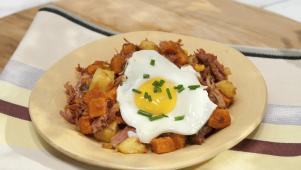 Sunny-Side-Up 'Icebox' Hash