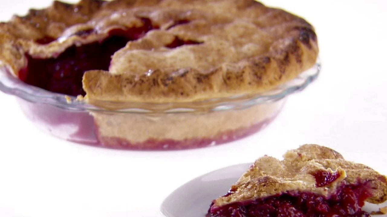 Giada's Mixed-Berry Pie