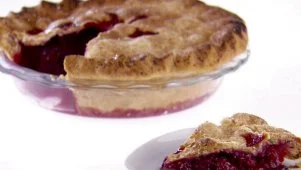 Giada's Mixed-Berry Pie