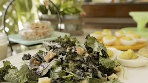 Damaris' Big Southern Salad