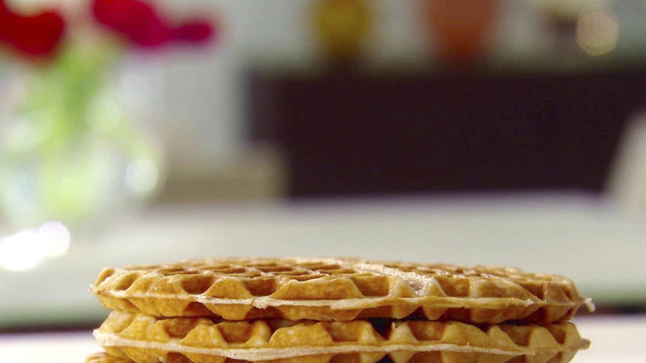 Giada's Chicken and Waffles