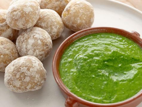 Papas Arrugadas with Mojo Verde