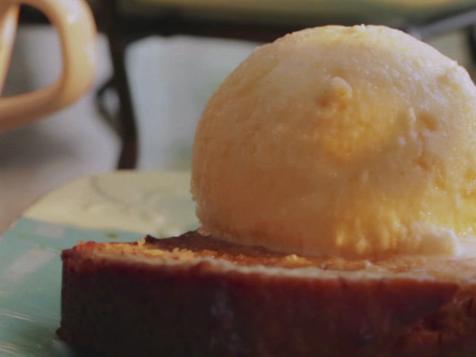 Damaris' Bananas Foster Bread