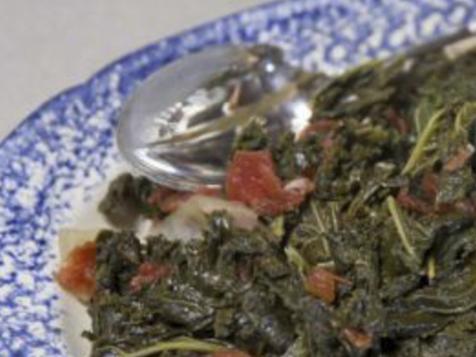 Braised Kale and Tomatoes