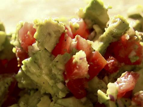 Easy and Fresh Party Guacamole