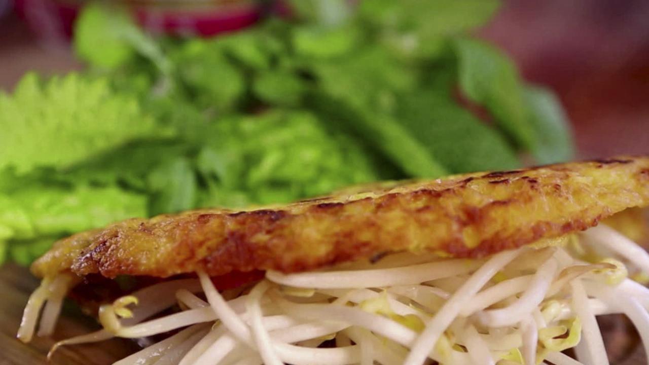 Vietnamese Crispy Crepe