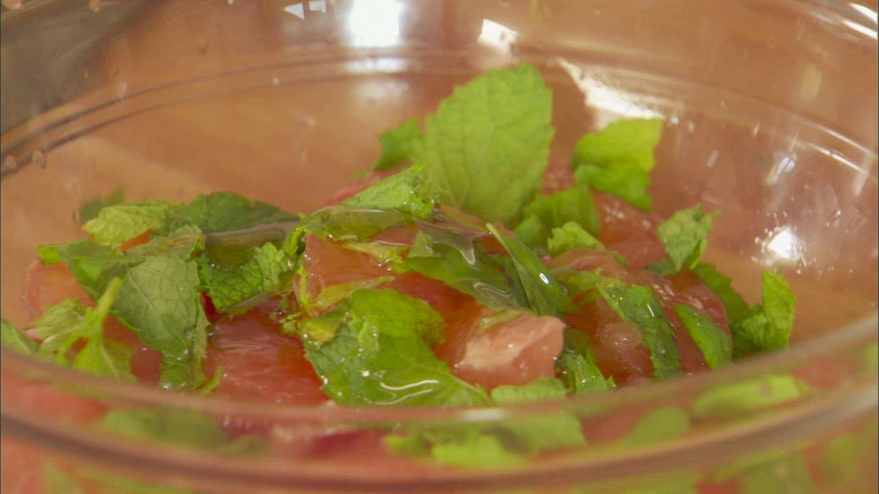 Honey-Mint Grapefruit Salad