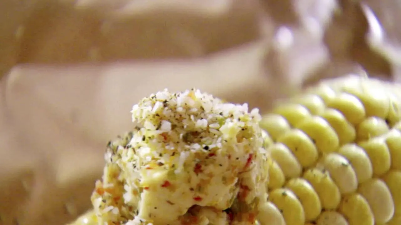 Ree's Bell-Pepper Grilled Corn