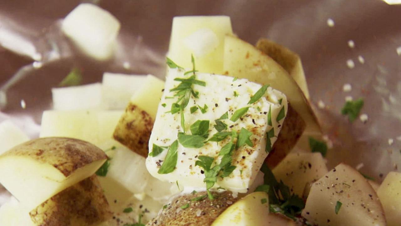 Ree's Grilled Potato Bundles