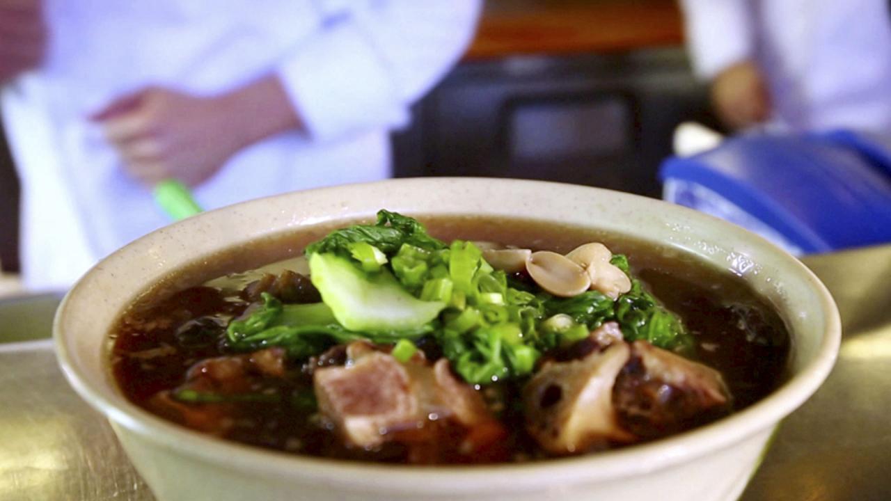 Alley Restaurant's Oxtail Soup