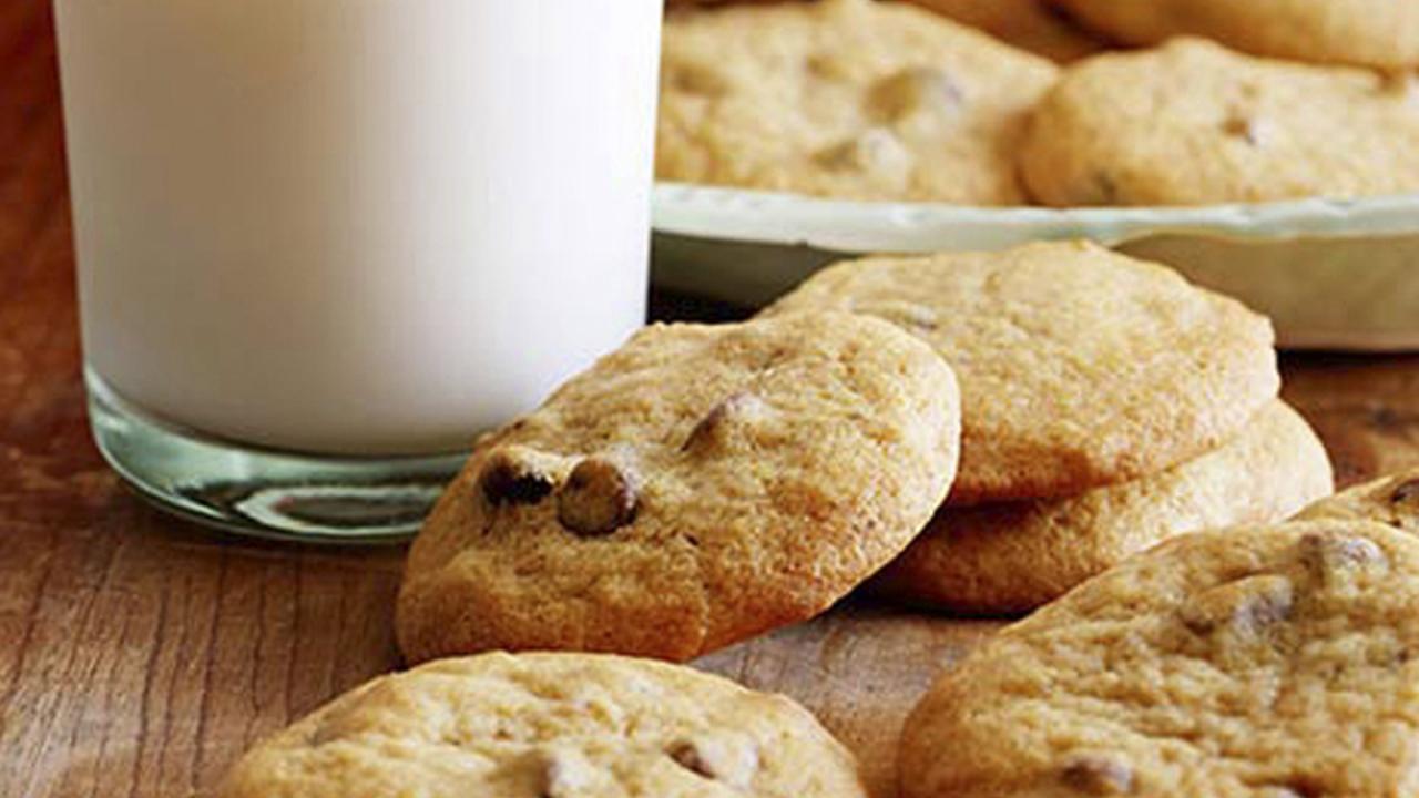 Pumpkin Chocolate Chip Cookies