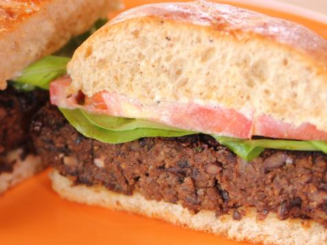 Ree's Quick Black Bean Burger