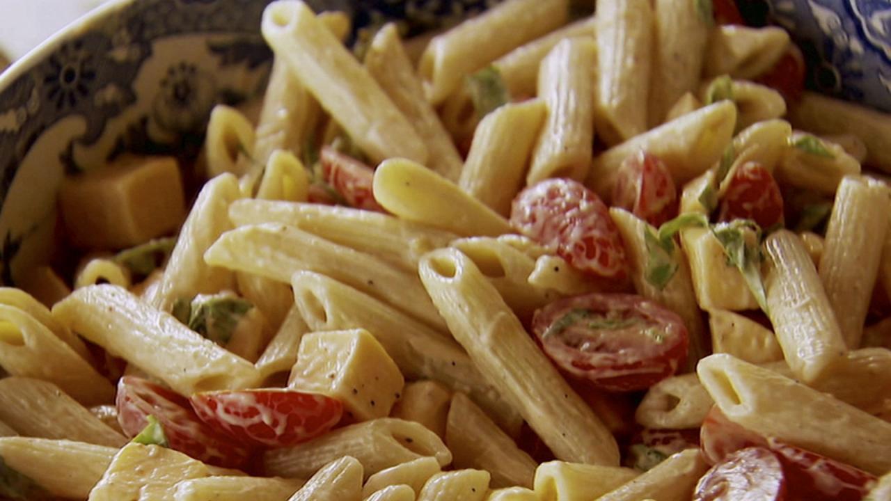 Ree's Spicy Pasta Salad