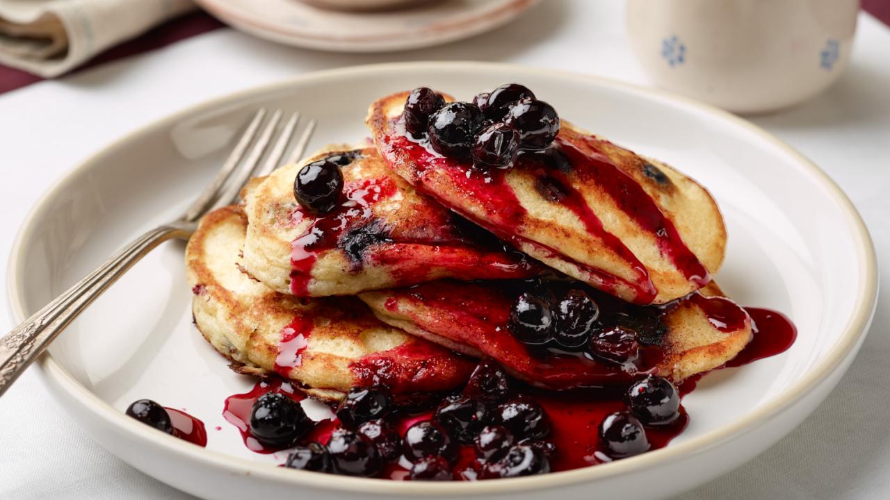 Hotcakes and Blueberry Compote