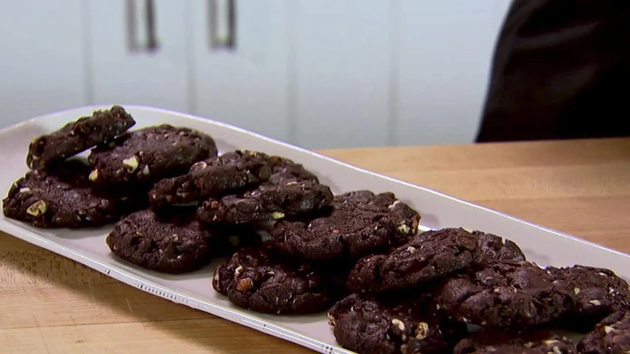 Chocolate Almond Cookies
