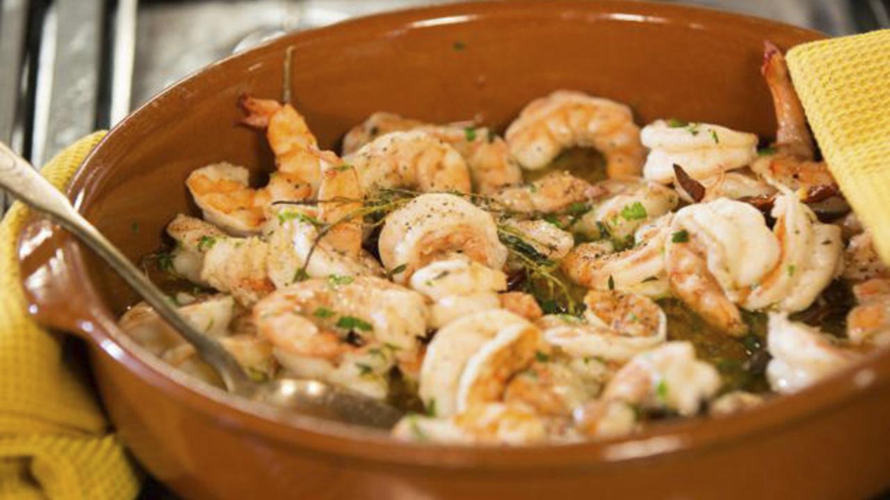 Roasted Shrimp in a Cazuela