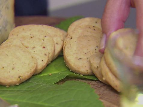Easy Cheese and Herb Crackers