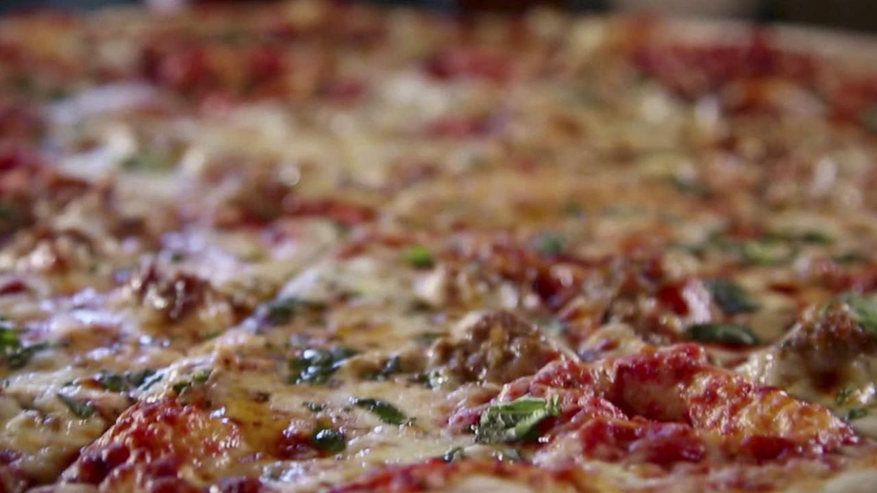 Pinky G's Celebrity Pizza