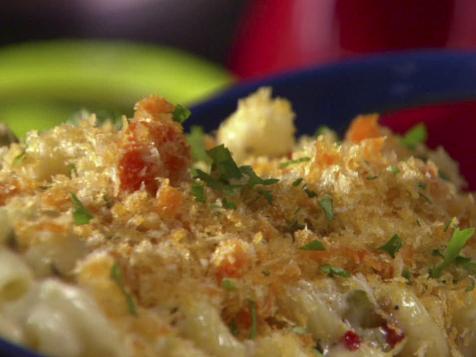 Crab Cake Mac and Cheese