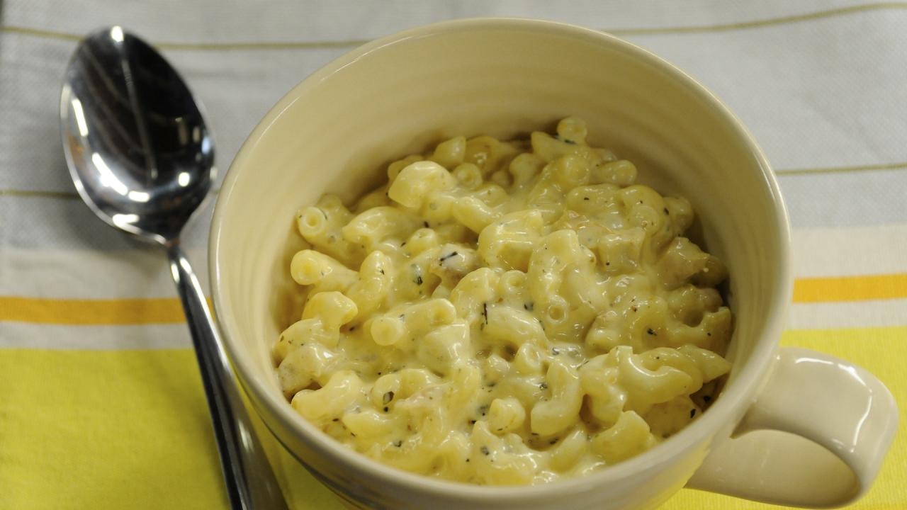 Sunny's Midnight Mac and Meat Mug