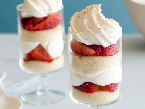 Giada's Strawberry Trifles