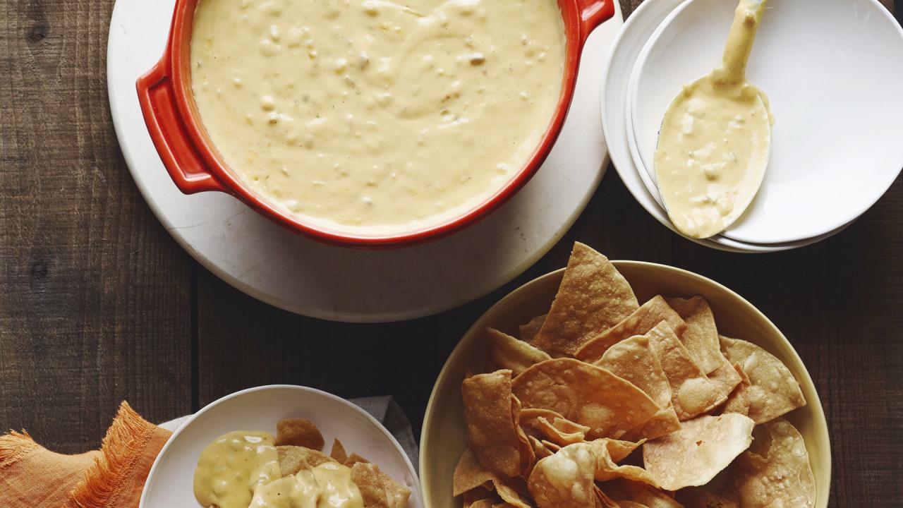 Ree's Green Chile Queso