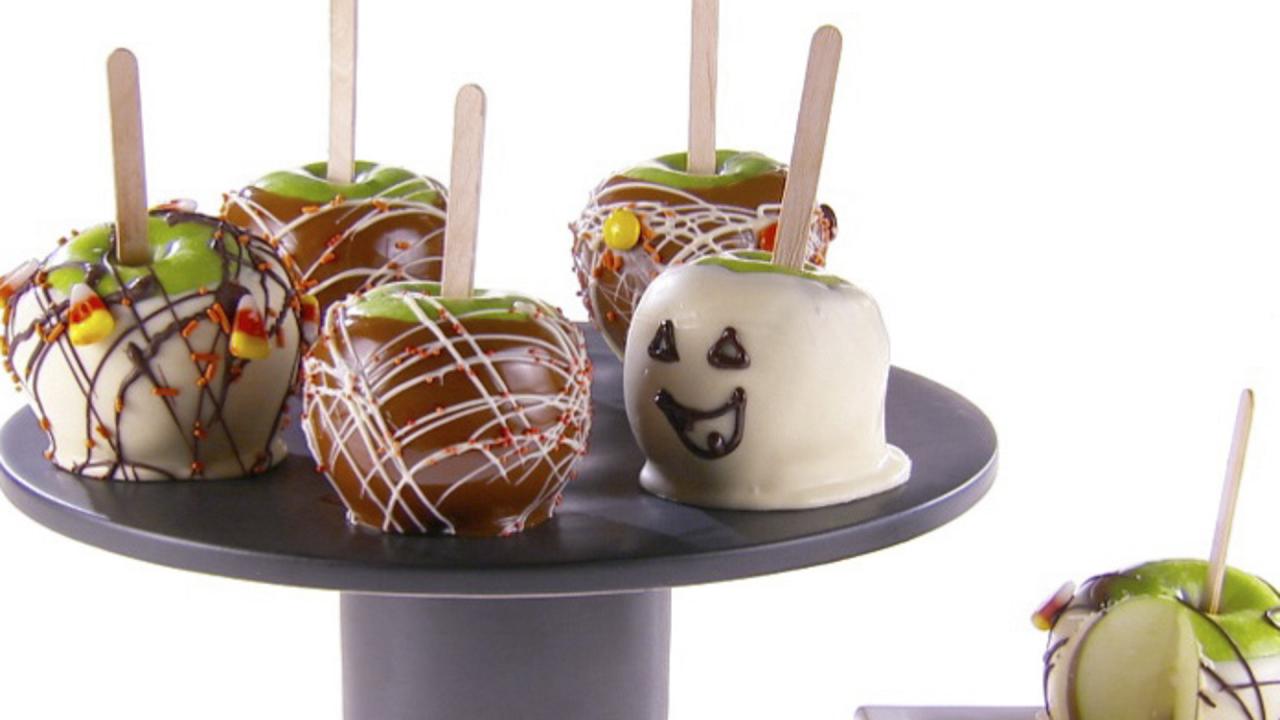 White Chocolate Caramel Apples