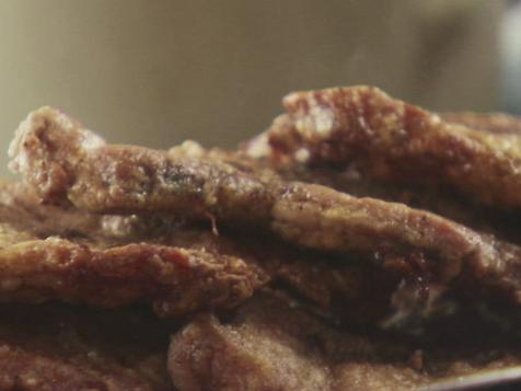 The Pioneer Woman's Quick, Easy Pan-Fried Pork Chops