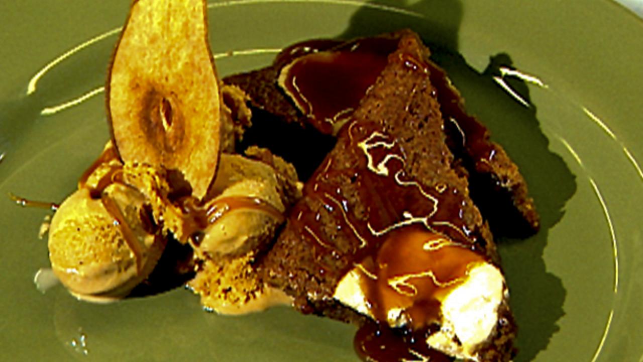 Thanksgiving Ginger Cake