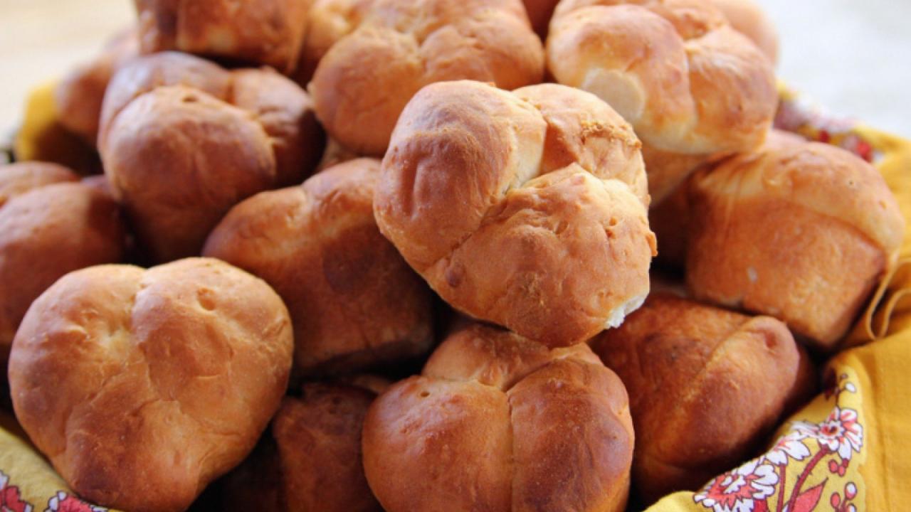 No-Knead Cloverleaf Rolls