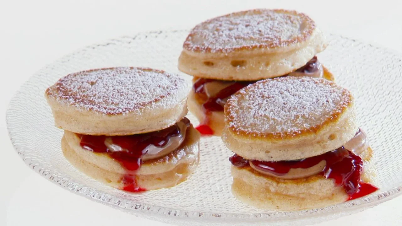 Silver Dollar Pancake Sandwich