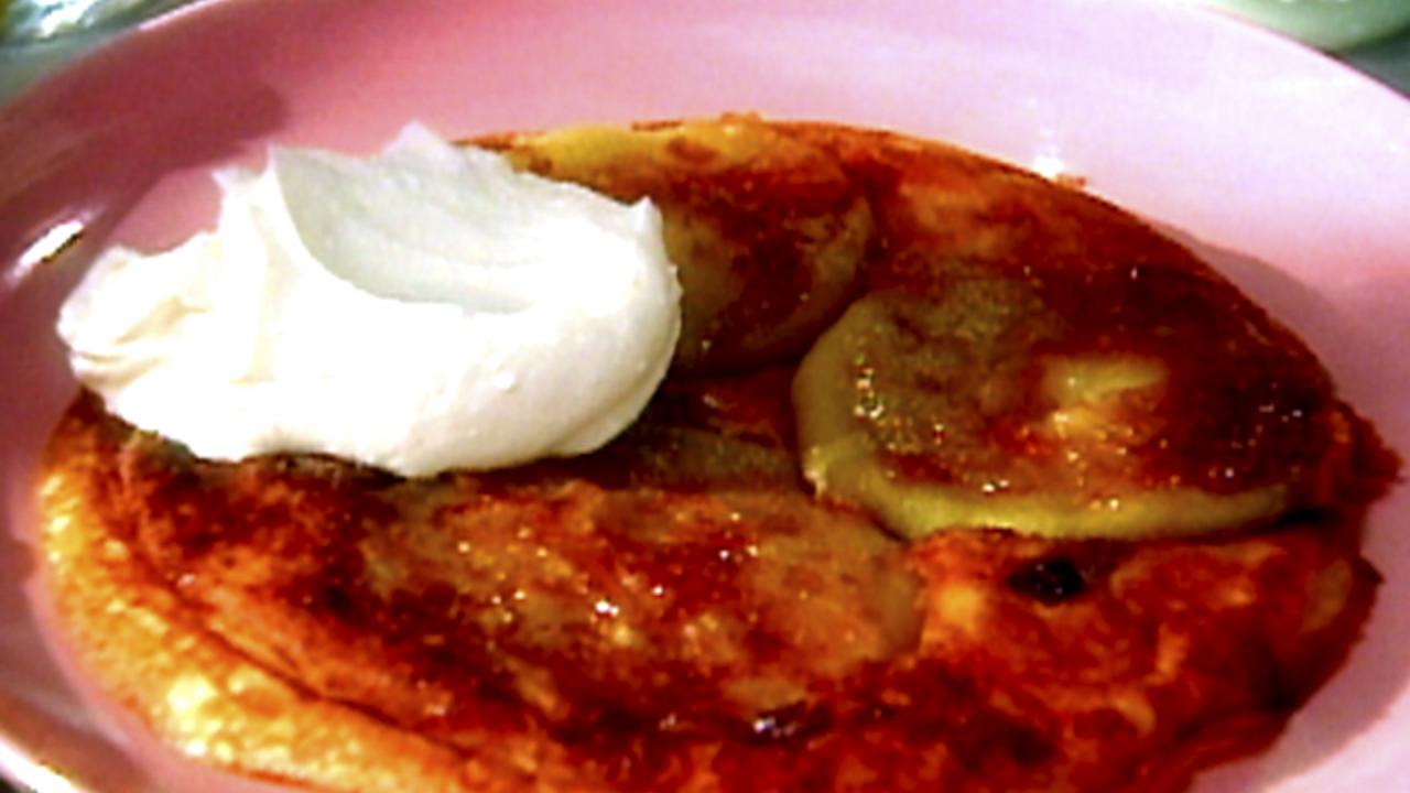 Sweet Apple Pancake Dessert