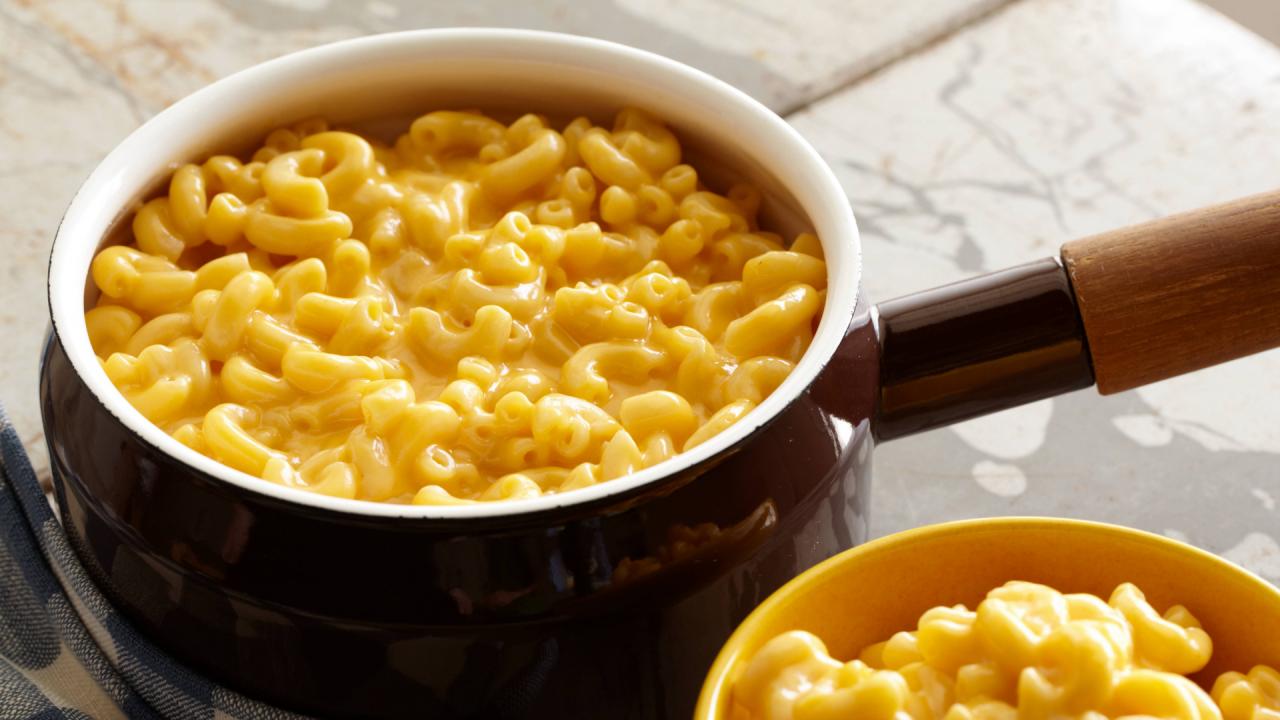 Alton Brown's Best-Ever Mac and Cheese