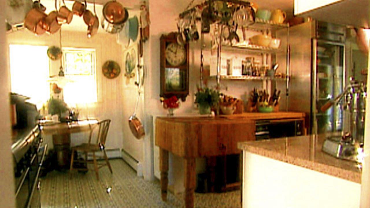 Stylish Cape Cod Kitchen
