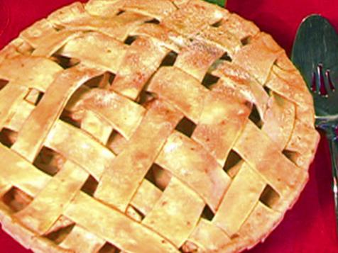 Classic Thanksgiving Apple Pie