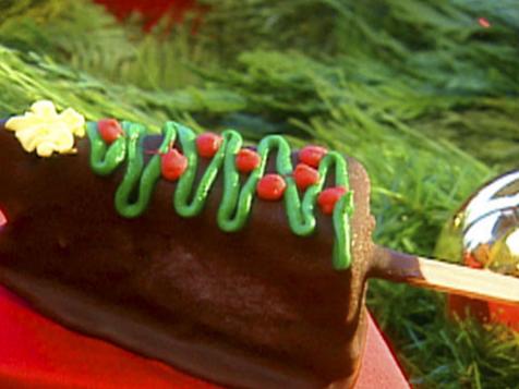 Holiday Frozen Cheesecake