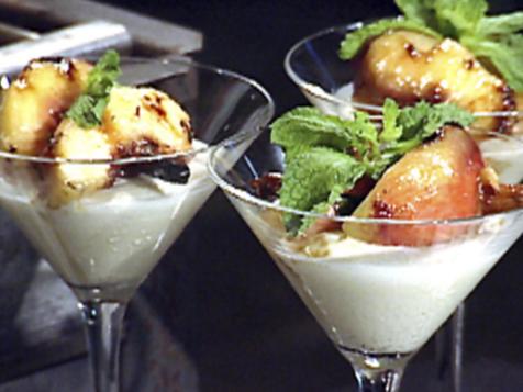 Grilled Cinnamon Mint Peaches