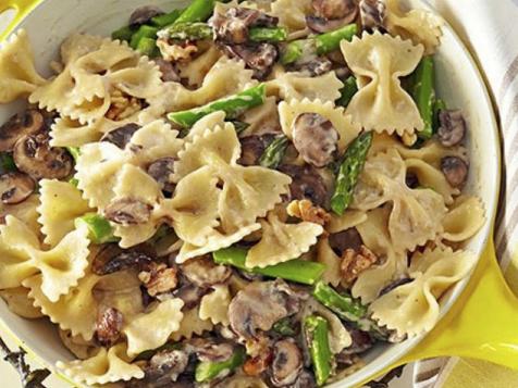 Giada's Creamy Farfalle