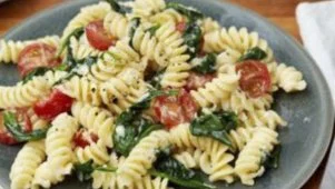 Spinach and Artichoke Fusilli