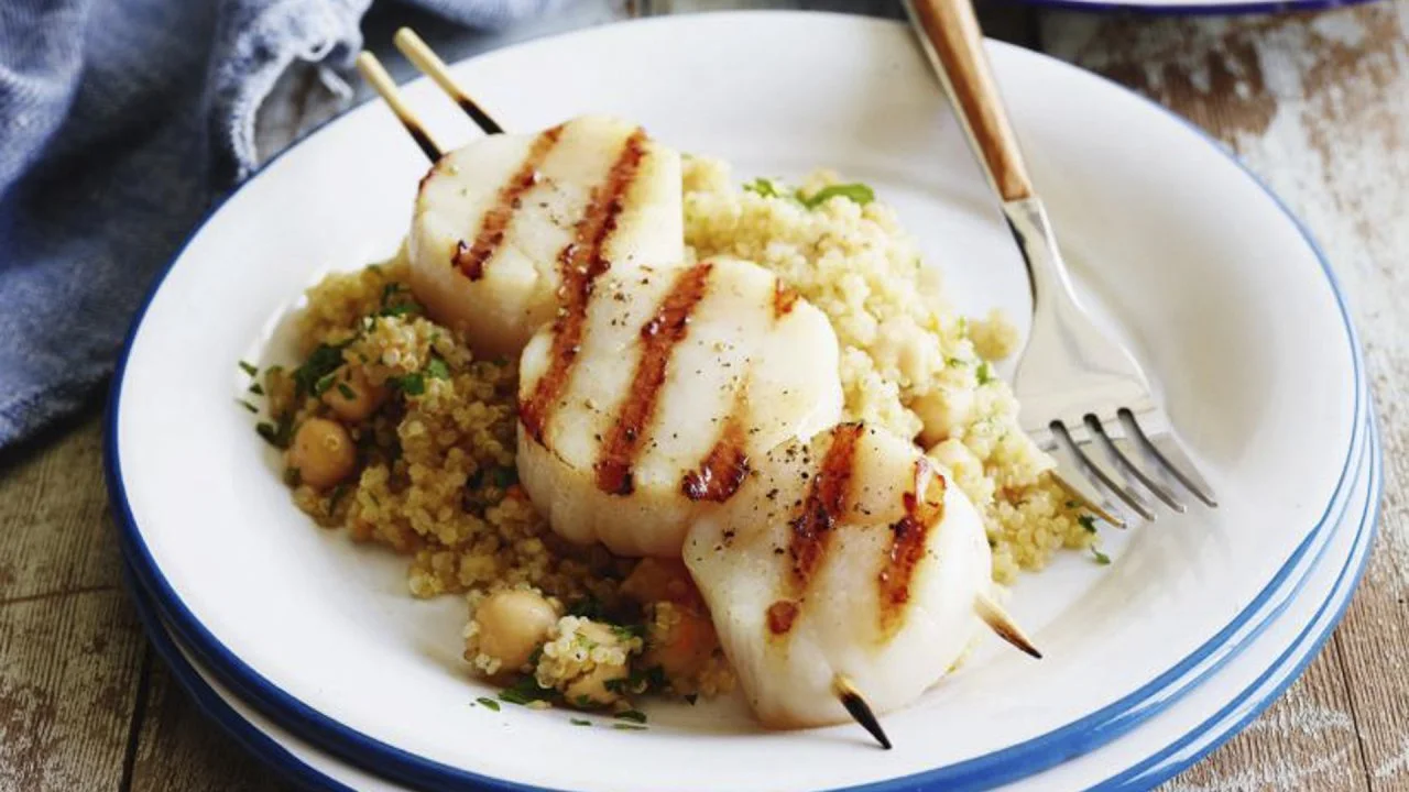 Giada's Scallops with Quinoa